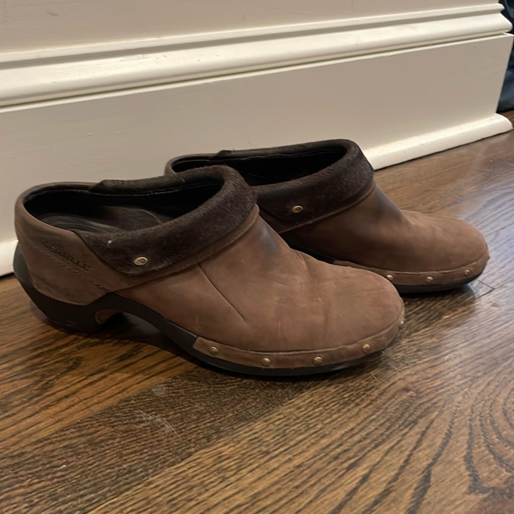 Merrell size 9 clogs